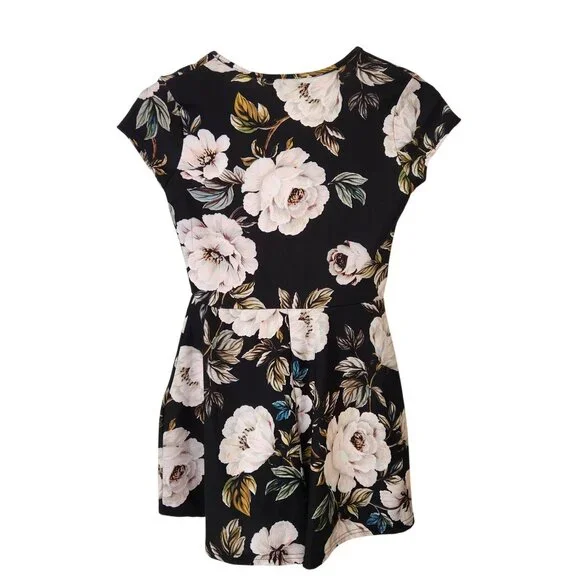 Missguided Cap Sleeve Dark Floral Playsuit Black Summer Romantic Feminine Cute - Picture 3 of 13